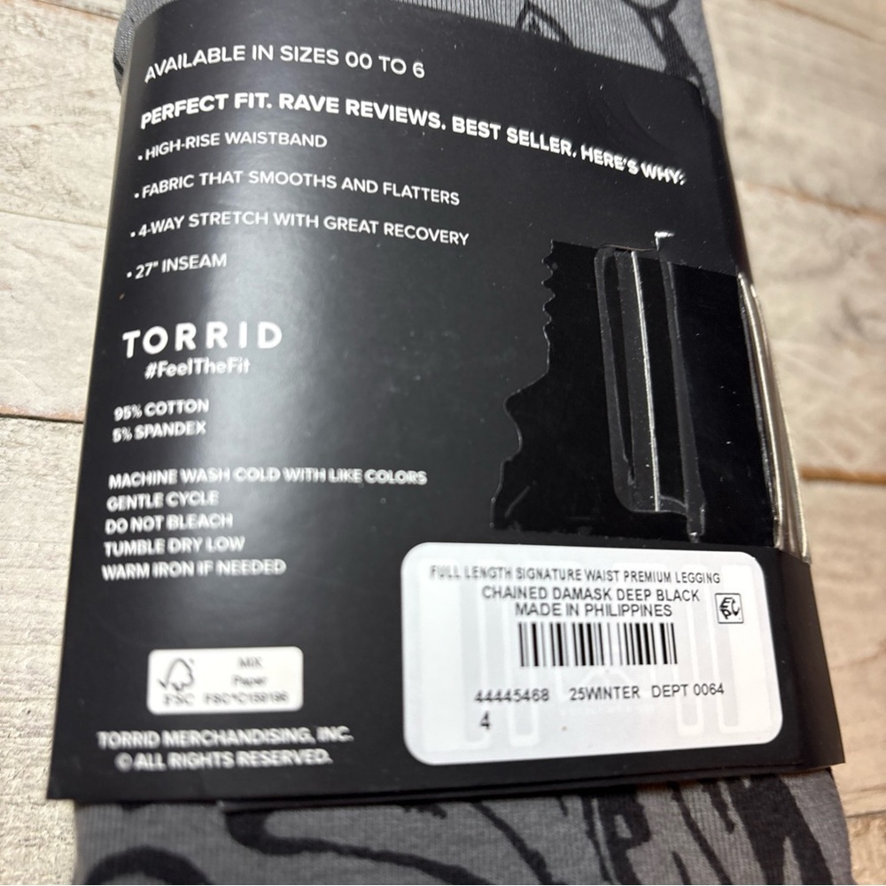 Torrid Full Length Signature Waist Premium Chained Damask Gray Leggings 4X & 3X - Picture 8 of 15